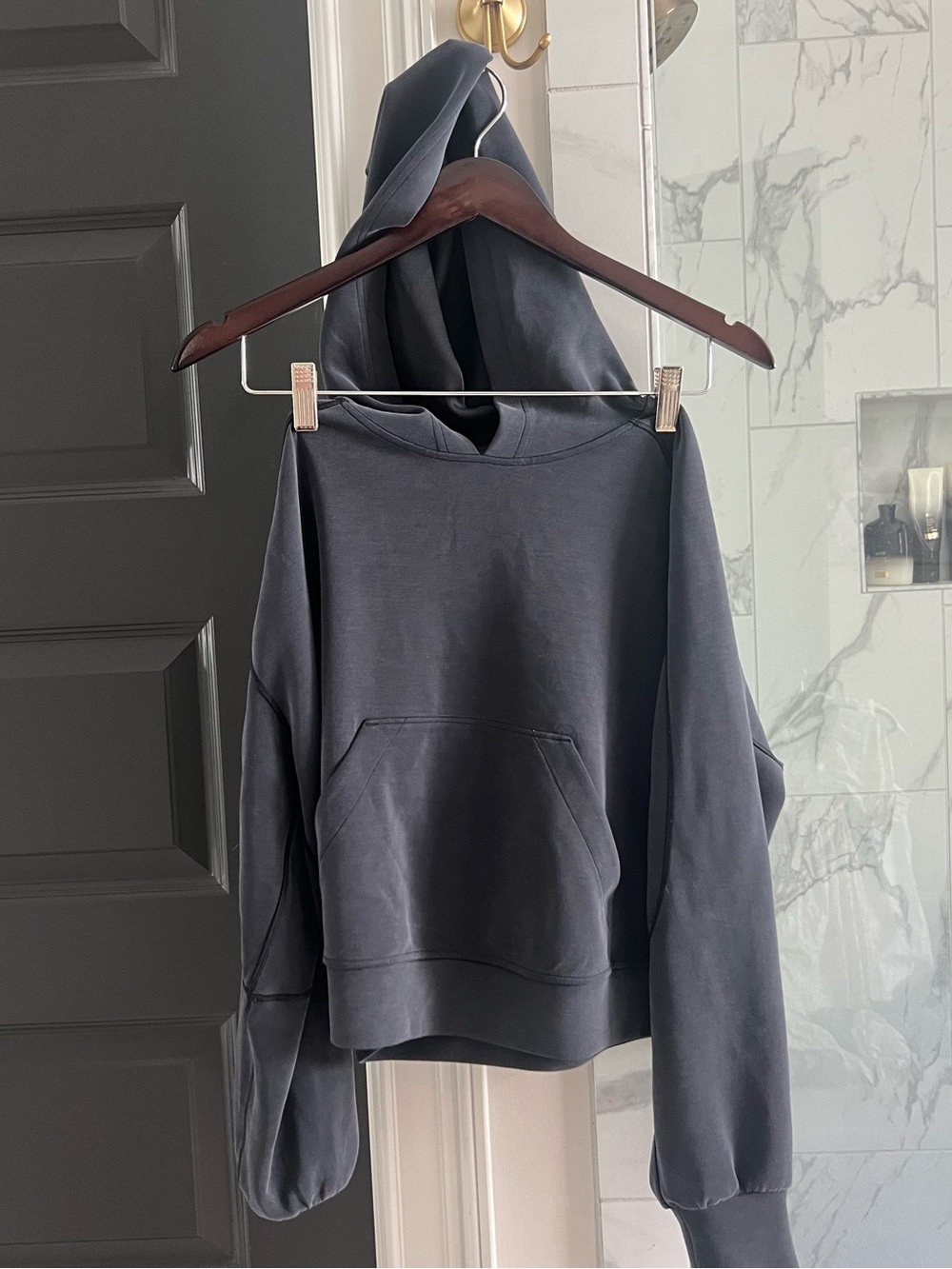 Lululemon hoodie size 6- super soft fabric
